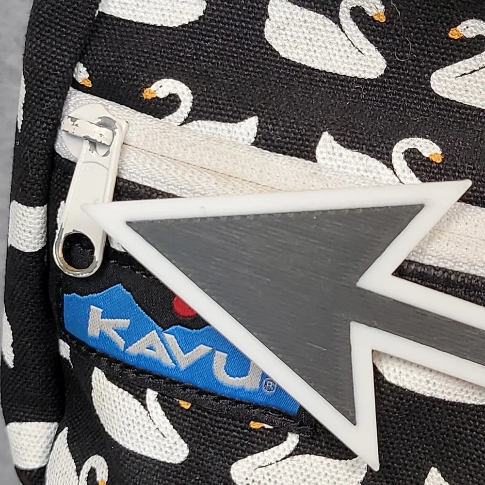 KAVU Satchel Crossbody Bag Shoulder Purse Black & White Swan Pattern Canvas